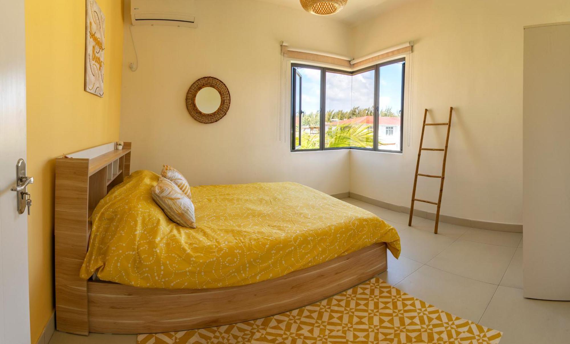 Lamarel Beach House Flic en Flac Экстерьер фото